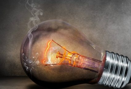 Artigo 110V ou 220V: Leia e saiba qual a é diferença