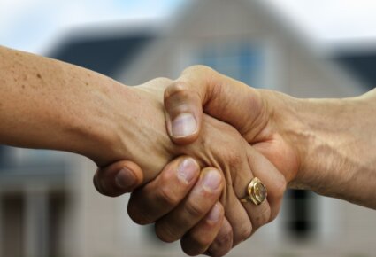 Artigo Como o cliente decide comprar um imóvel?