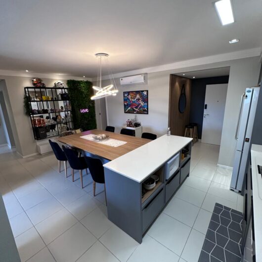 Foto de Apartamento para alugar nos Ingleses com 3 quartos