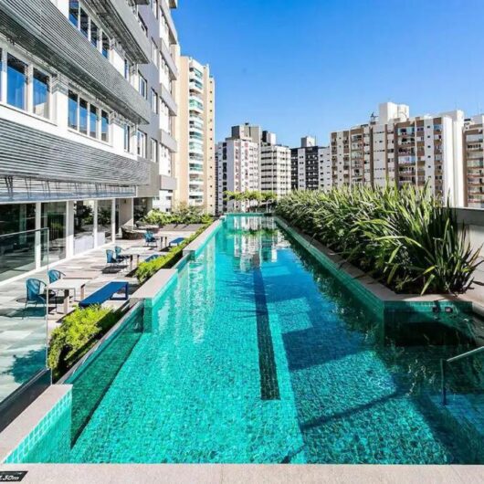 Foto de Apartamento à venda no Pátio Milano 401 no Centro de Florianópolis
