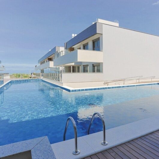 Foto de Apartamento Garden com Jacuzzi no Iconic Home & Resort