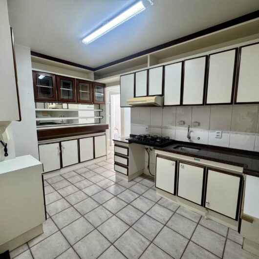 Foto de Apartamento à venda no Edifício Fontainebleau – Centro de Florianópolis