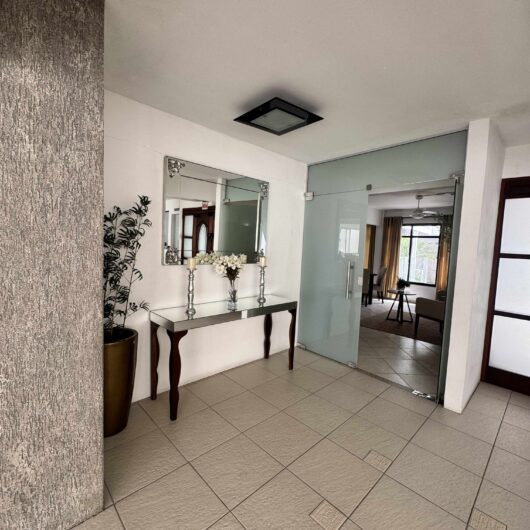 Foto de Apartamento à venda no Edifício Fontainebleau – Centro de Florianópolis