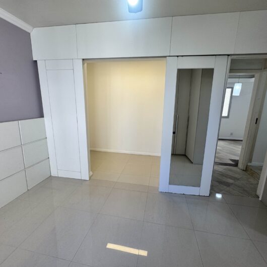 Foto de Apartamento à venda no Edifício Fontainebleau – Centro de Florianópolis