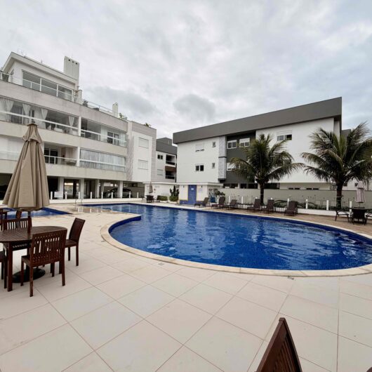 Foto de Apartamento 3 dormitórios nos Ingleses — a 400m da Praia!