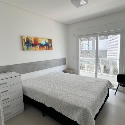 Foto de Apartamento 3 dormitórios nos Ingleses — a 400m da Praia!