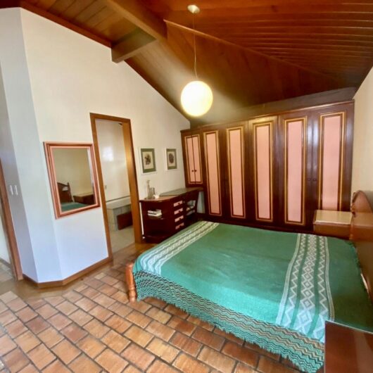 Foto de Casa para Locação por Temporada – A 50 metros da praia