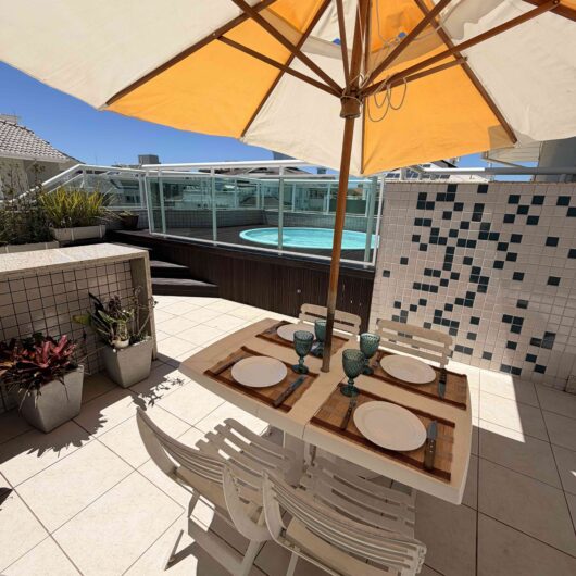 Cobertura com piscina – Ingleses Norte