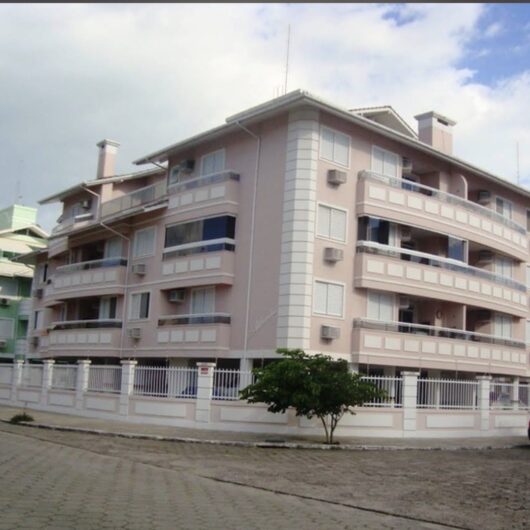 Foto de Apartamento 3 dormitórios à Venda na Praia dos Ingleses – Florianópolis/SC