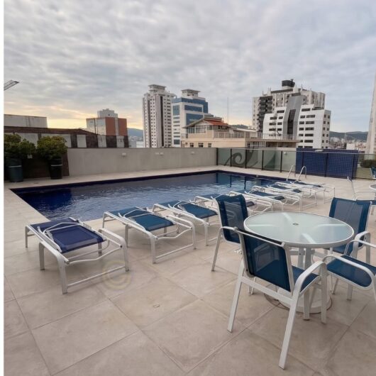 Foto de Apartamento 3 quartos Bairro Estreio com Vista Mar